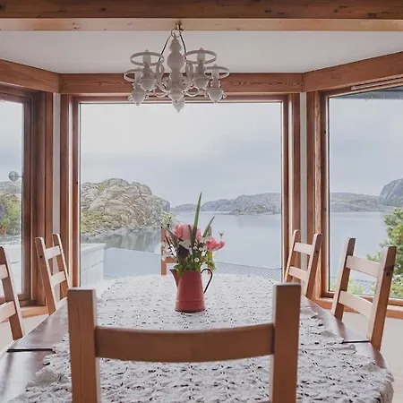Stella's Fjord - Direct Access To The Sea * Hardbakke