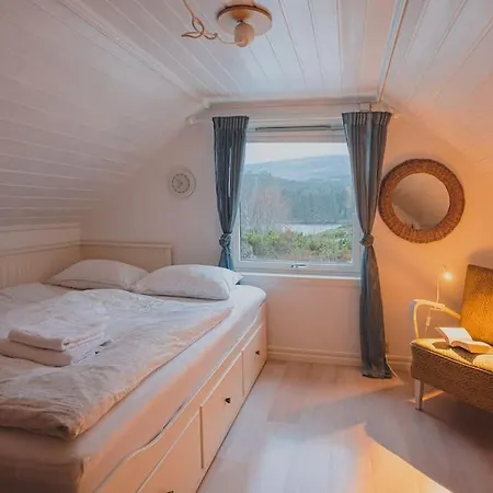 Villa Stella's Fjord - Direct Access To The Sea Hardbakke